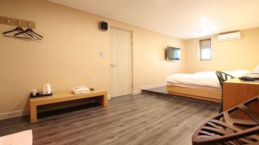 Mini Hotel 141 Gyeongju Exterior foto